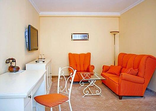 Hotel Solitudo - Photo3