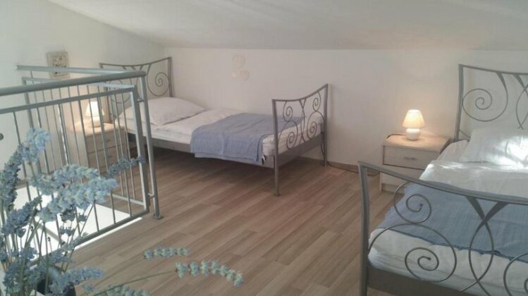 Olive Apartments Ugljan - Photo5