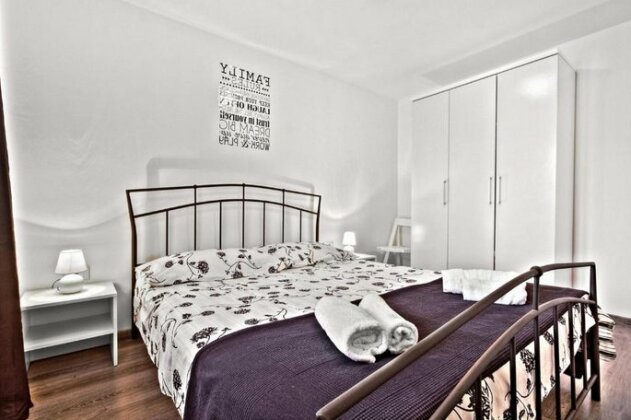 CICI house with apartment - Photo5