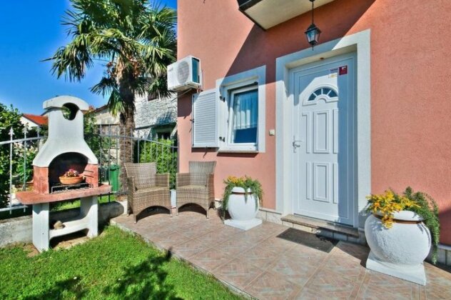 Lorena Apartments - Photo2