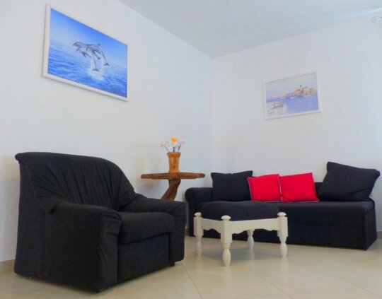 Holiday home Leonida Guest House - Photo5