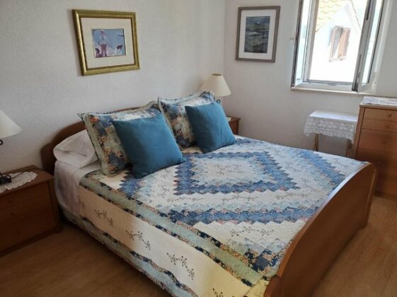 Valun Seaside Apartments - Photo2