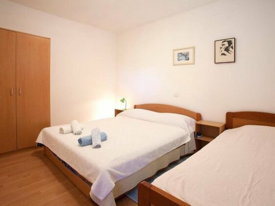 Apartments Jobst Vela Luka - Photo2