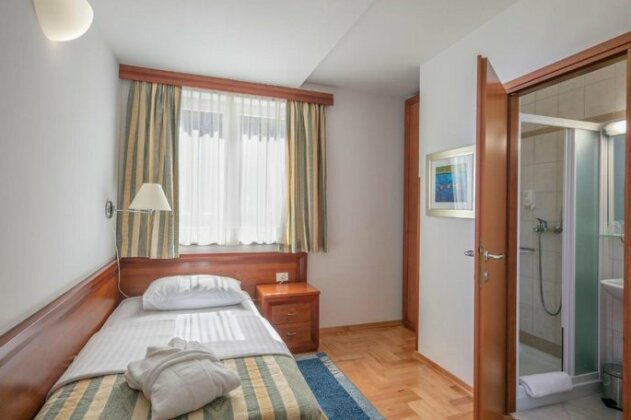 Apartments Punta Veli Losinj - Photo3