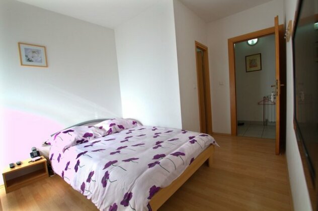 Guest House Ivac Inn Zagreb Airport - Photo2