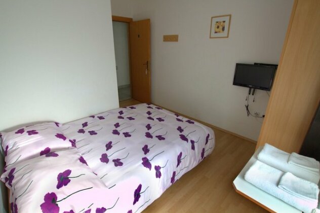 Guest House Ivac Inn Zagreb Airport - Photo5