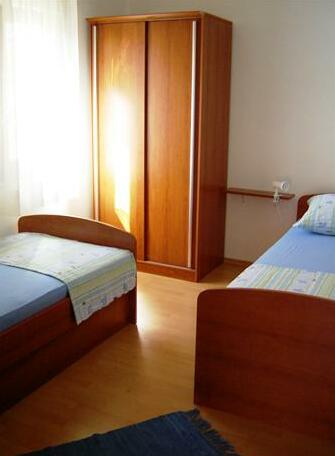 Apartman Vike - Photo3