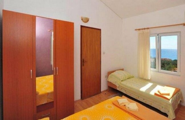 Apartments Maric Vinisce - Photo4