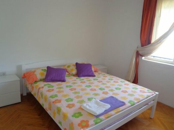 Holiday Home Diana Vinisce - Photo4