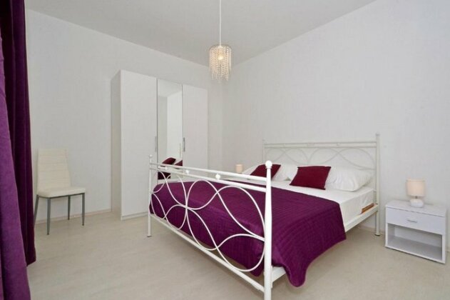 Holiday Home Mery - Photo3