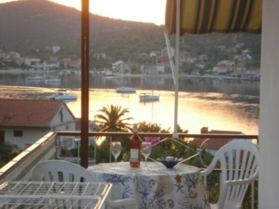 Homestay In Dalmatia Vinisce - Photo4