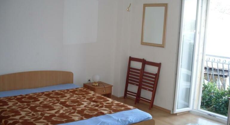 Apartments Acalinovic