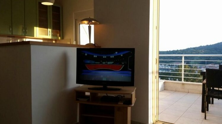 Apartments Bellevue Vis - Photo4