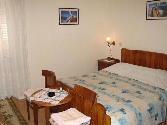 Apartments Mat Vis - Photo2