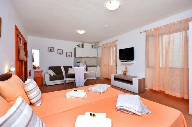 Apartments & Rooms As - Photo5