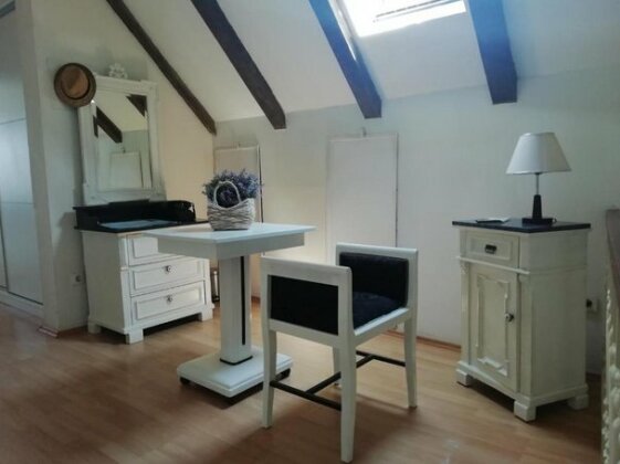 Guesthouse Kod Tri Palme - Photo5
