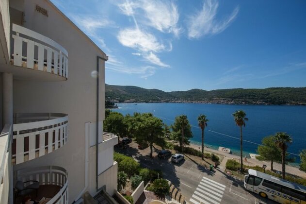 Hotel Issa - Photo2