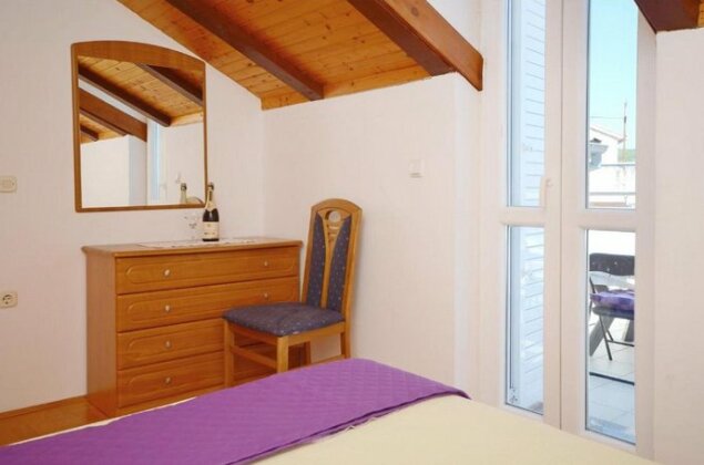 Apartment and Rooms Ive - Photo4