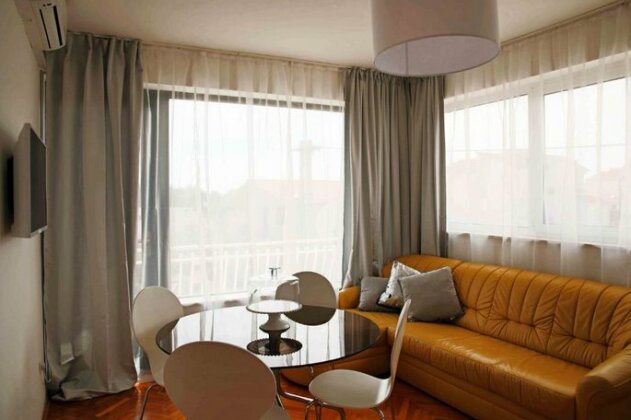 Apartments and Room Anka - Photo4