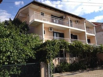 Apartments Dali - Photo2