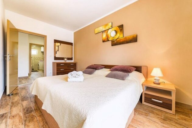 Apartments Sea Vodice - Photo2