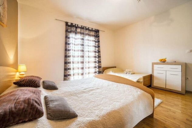 Apartments Sea Vodice - Photo4