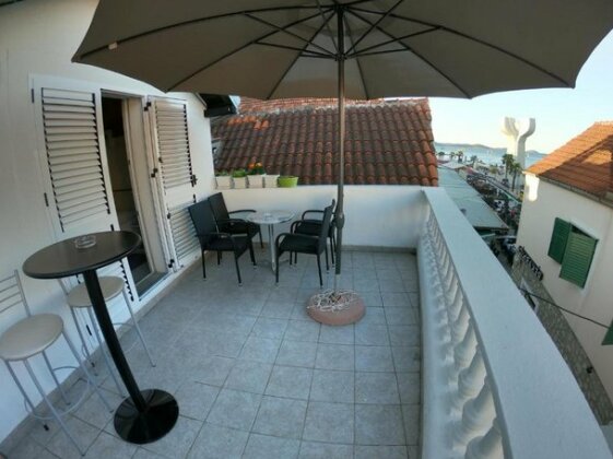 Center square - Photo4