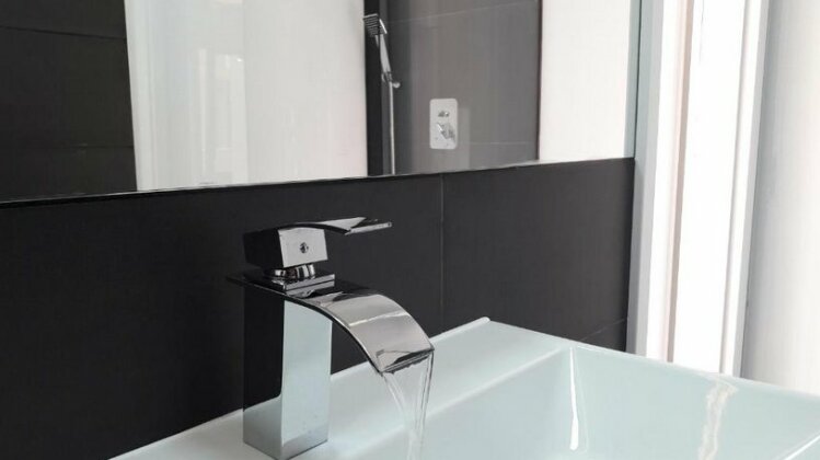Downtown Park Suites - Photo3
