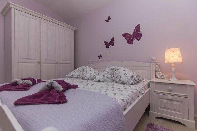 Holiday Home Dusina - Photo4
