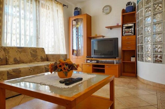 Apartments Elvis 1299 - Photo3