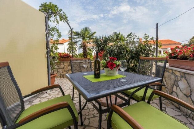Studio Apartments Romina - Photo3