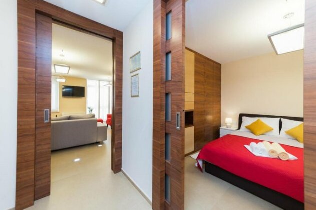 Apartment Main Street Zadar - Photo2