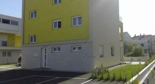 Apartment Mijat