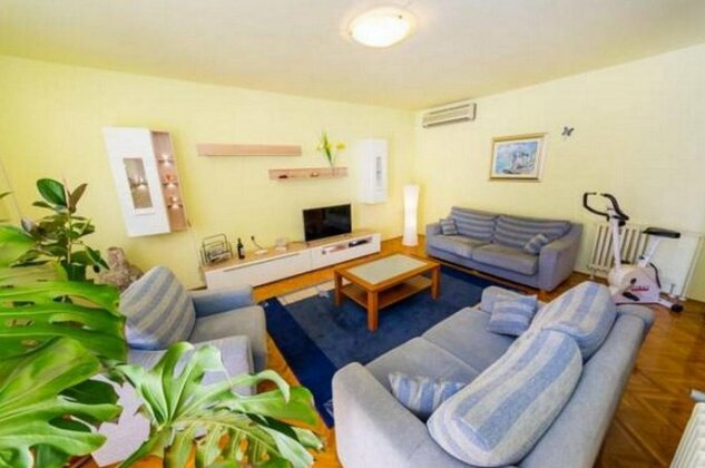 Apartment Villa Odesa - Photo4