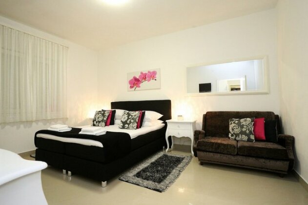 Central Square Guest House - Photo3