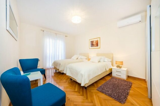 Exclusive Center Apartments - Photo4