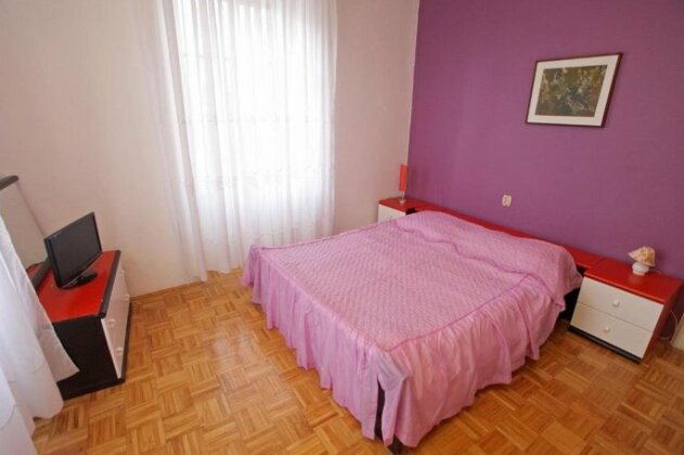 Funky Old Town Apartment - Photo5