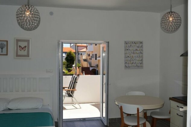 Pavle's Apartment - Photo2