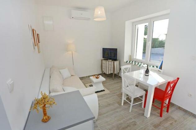 Pavle's Apartment - Photo5