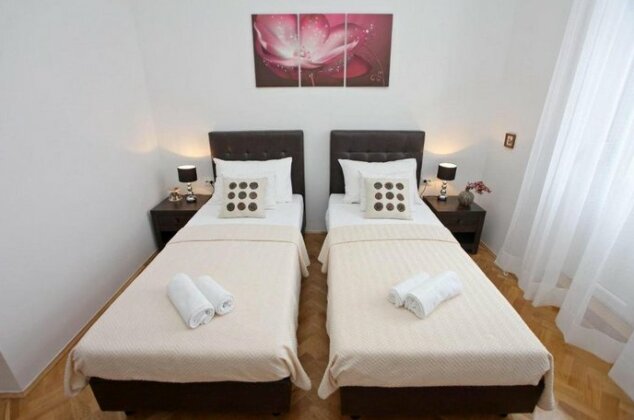 Rooms Tisa Old Town - Photo3