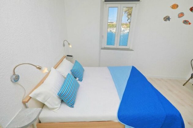 Sea View Studio Apartment - Photo4