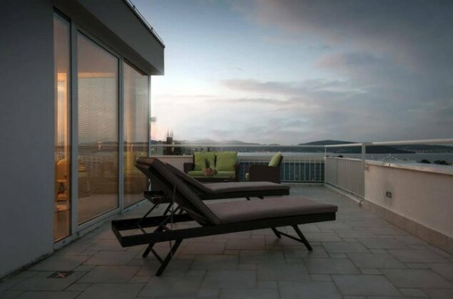 Sunset Penthouse Apartment With Jacuzzi - Photo5