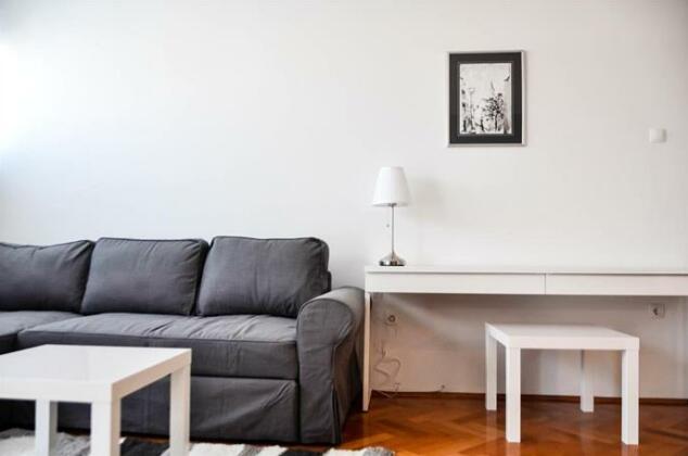 Town Center Apartments - Photo3