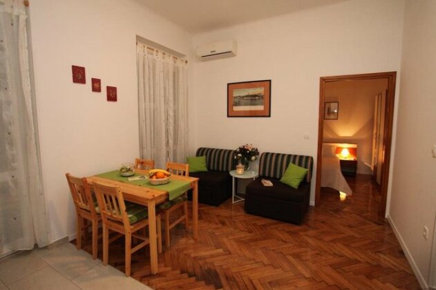 Vincent apt in old town centre - Photo5