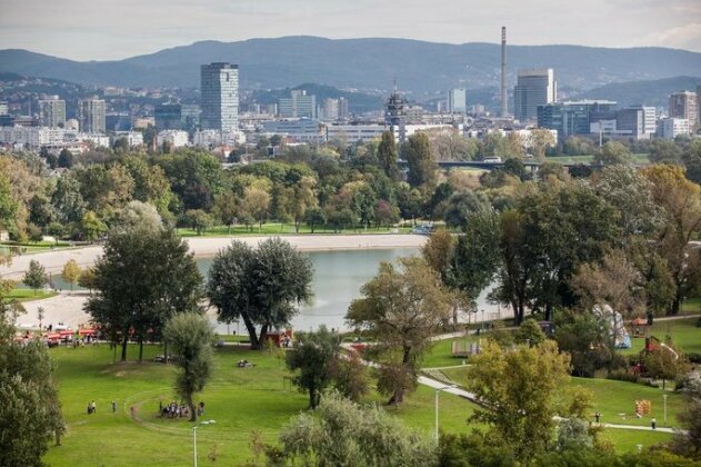 Apartment Bundek Zagreb