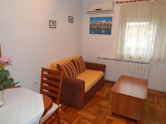 Apartment Petrova - Photo3