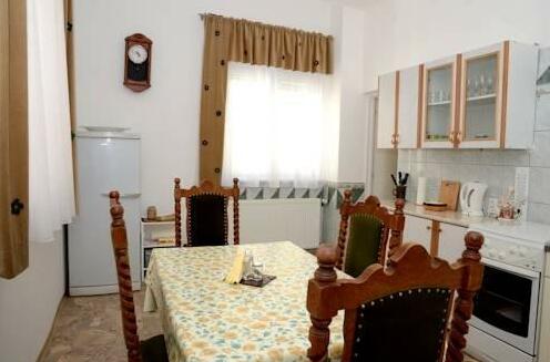 Apartment Quiet Center Zagreb - Photo3