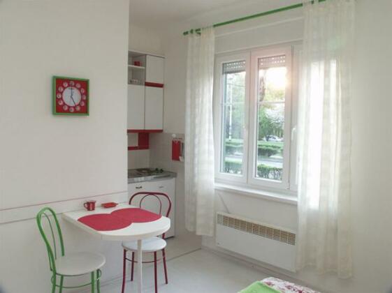 Apartments Bella Zagreb - Photo5