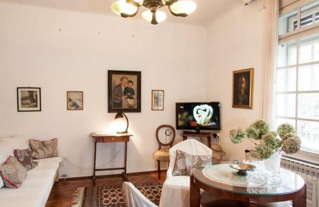 Authentic Zagreb Apartment with Garden - Photo5