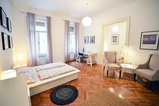 Downtown Zagreb Apartments - Photo5